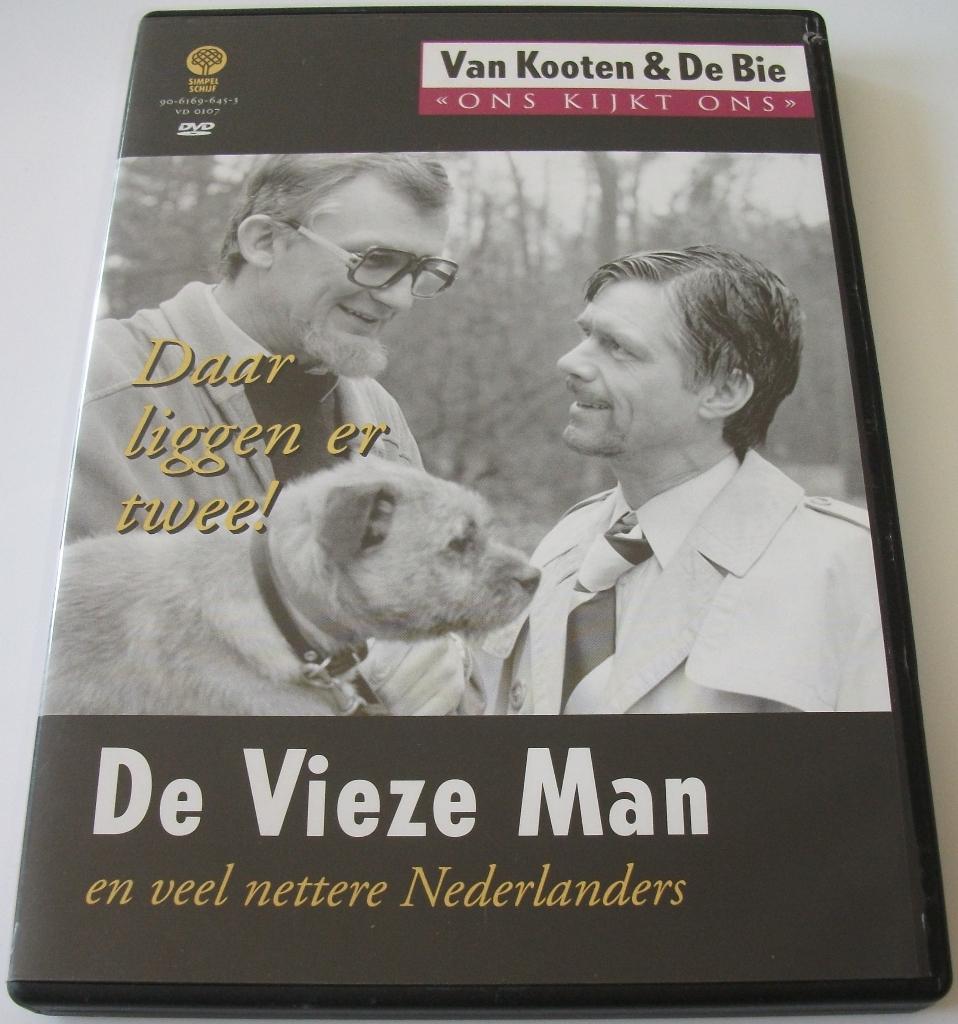 Dvd *** VAN KOOTEN & DE BIE *** Ons Kijkt Ons 7, Cd's en Dvd's, Dvd's | Cabaret en Sketches, Alle leeftijden, Ophalen of Verzenden