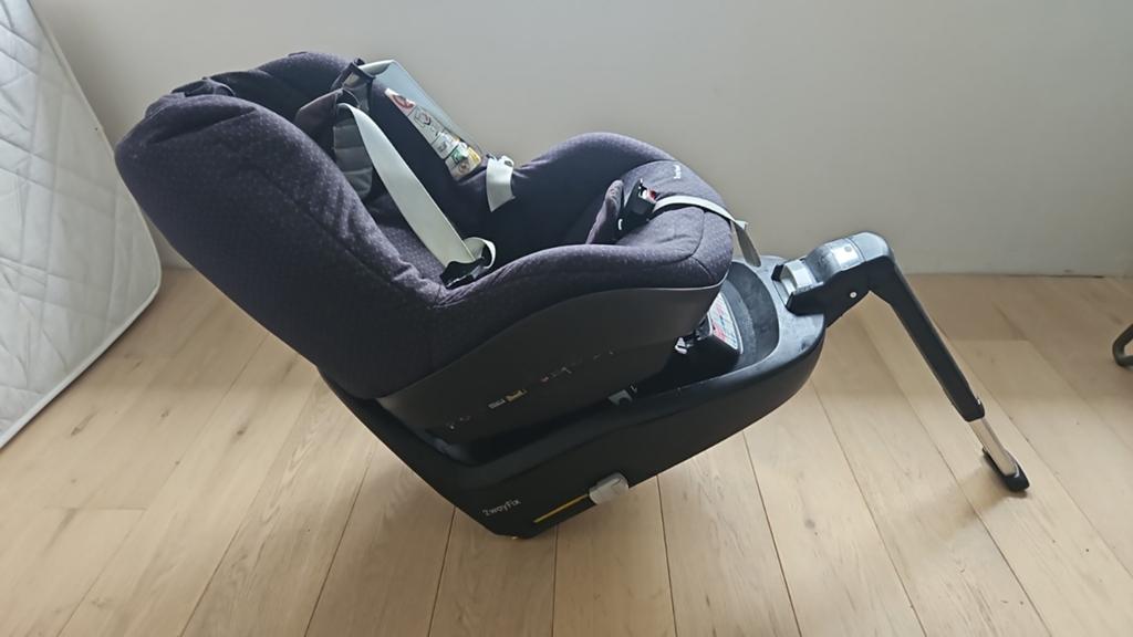 Maxi-Cosi 2way Pearl autostoel met 2wayFix base + spiegel, Ophalen, Verstelbare rugleuning, Gebruikt, 0 t/m 18 kg