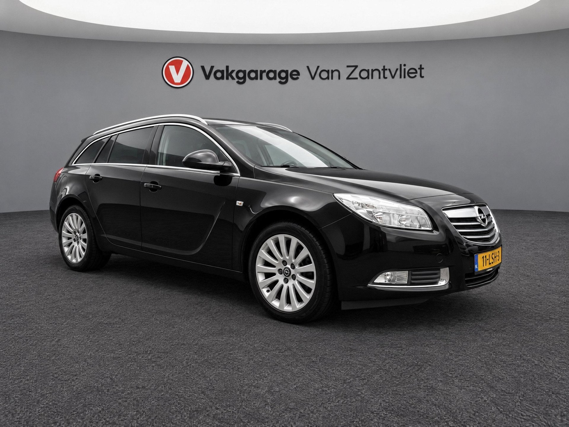 Opel Insignia Sports Tourer 1.6 T Edition (12 mnd BOVAG-gara, Stof, Gebruikt, Zwart, 4 cilinders