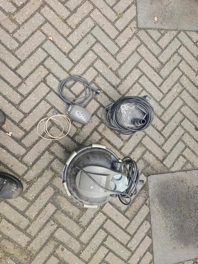 Vijverpomp, filter en luchtpomp - Superfish, Sicce, Ophalen of Verzenden, Gebruikt, Vijverpomp