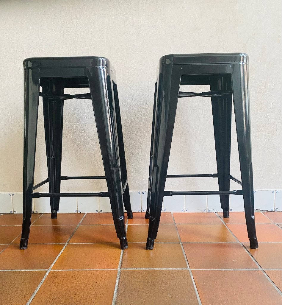 Set van 2 Tolix-stijl barkrukken - Zwart metaal, Ophalen, 60 tot 90 cm, Zo goed als nieuw, Metaal