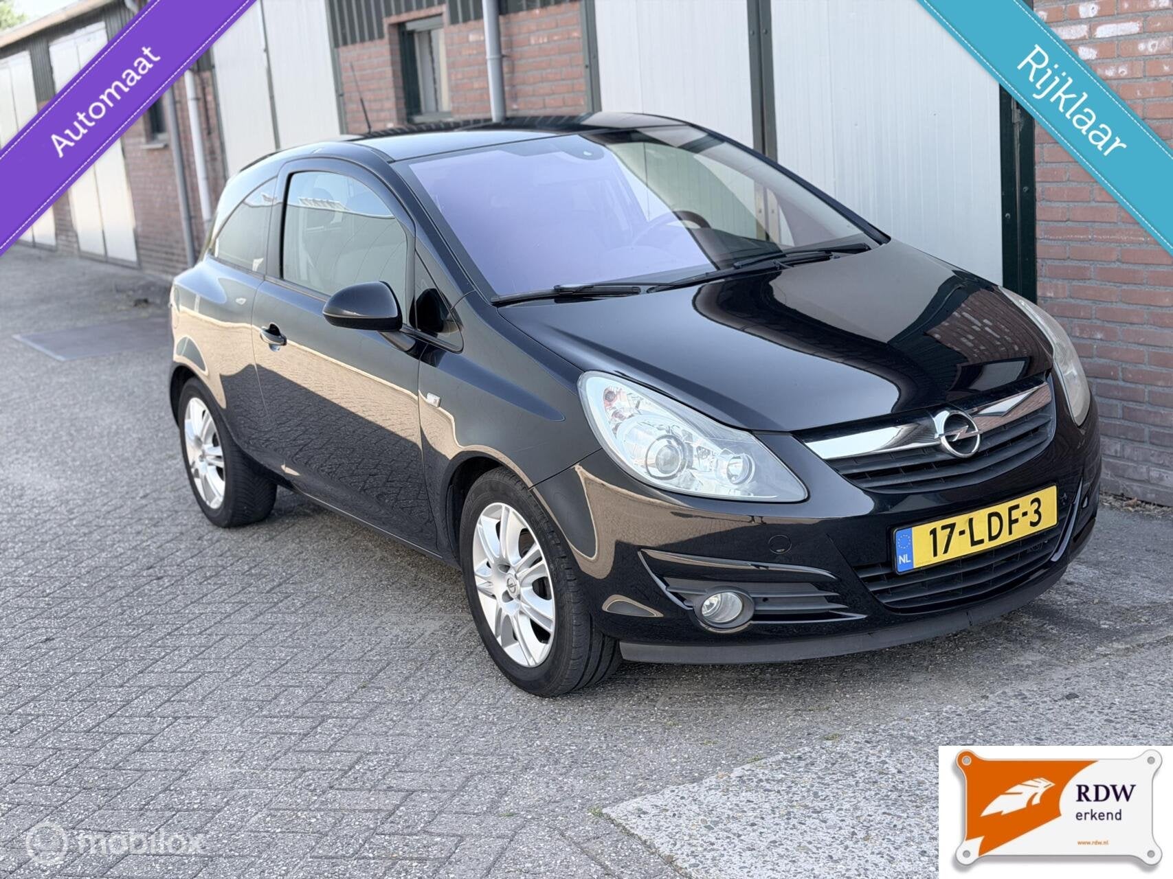 Opel Corsa 1.4-16V '111' Edition AUTOMAAT/NAP/AIRCO/PARKEERS, Euro 5, 101 pk, Gebruikt, 4 cilinders