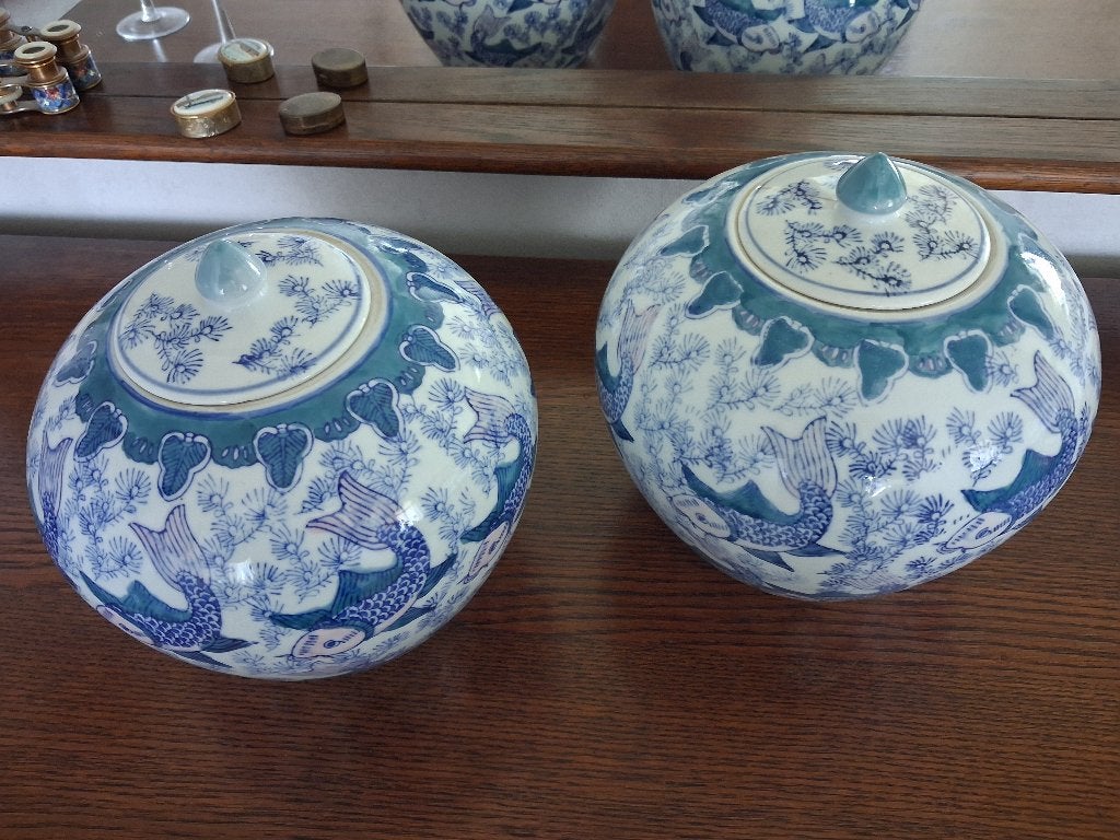 Prachtig stel blauw-witte dekselvazen – tijdloze blikvangers, Ophalen of Verzenden