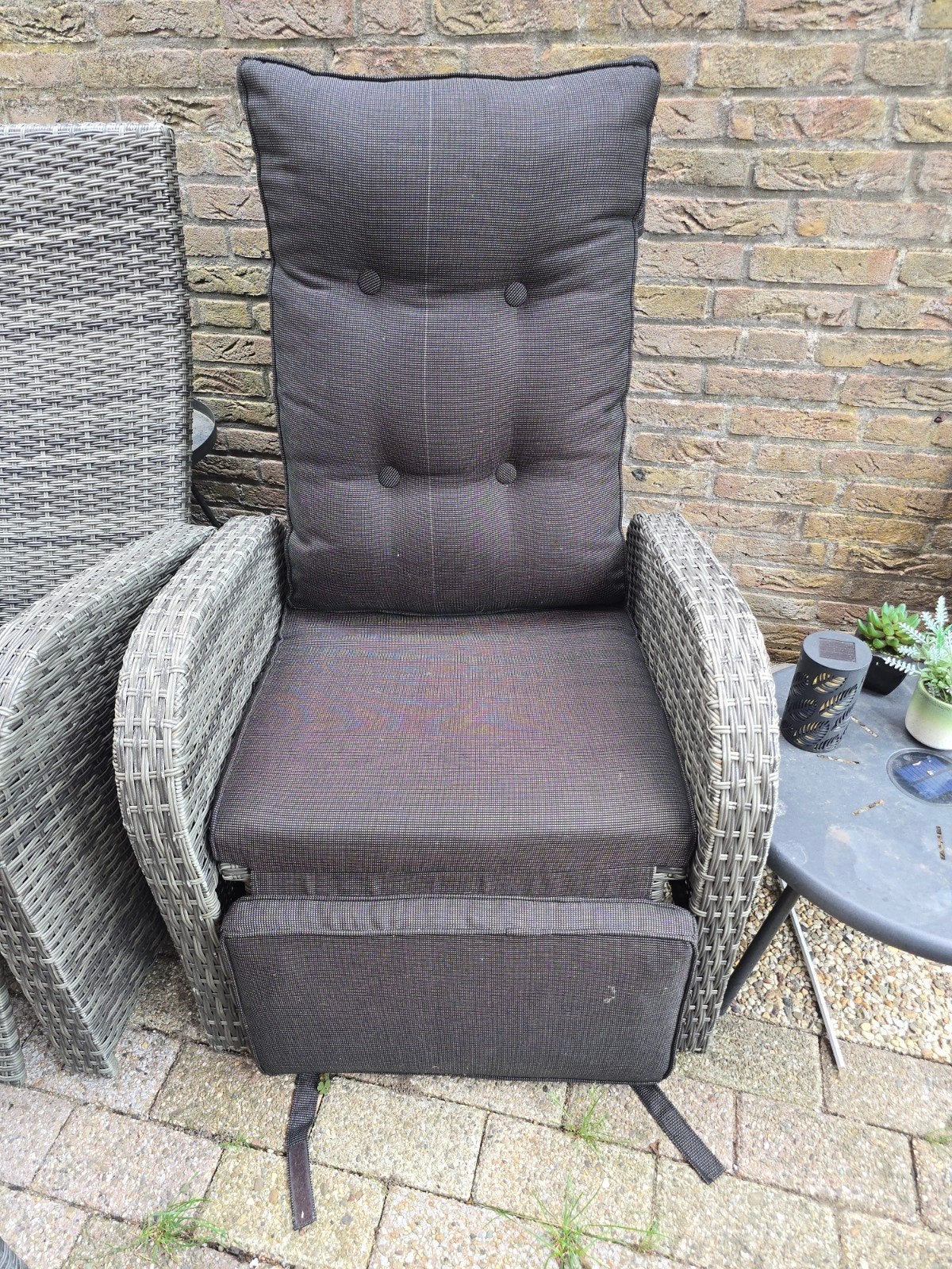 Set van 3 donkergrijze tuinkussens voor wicker lounge stoel, Ophalen, Zo goed als nieuw, Wicker