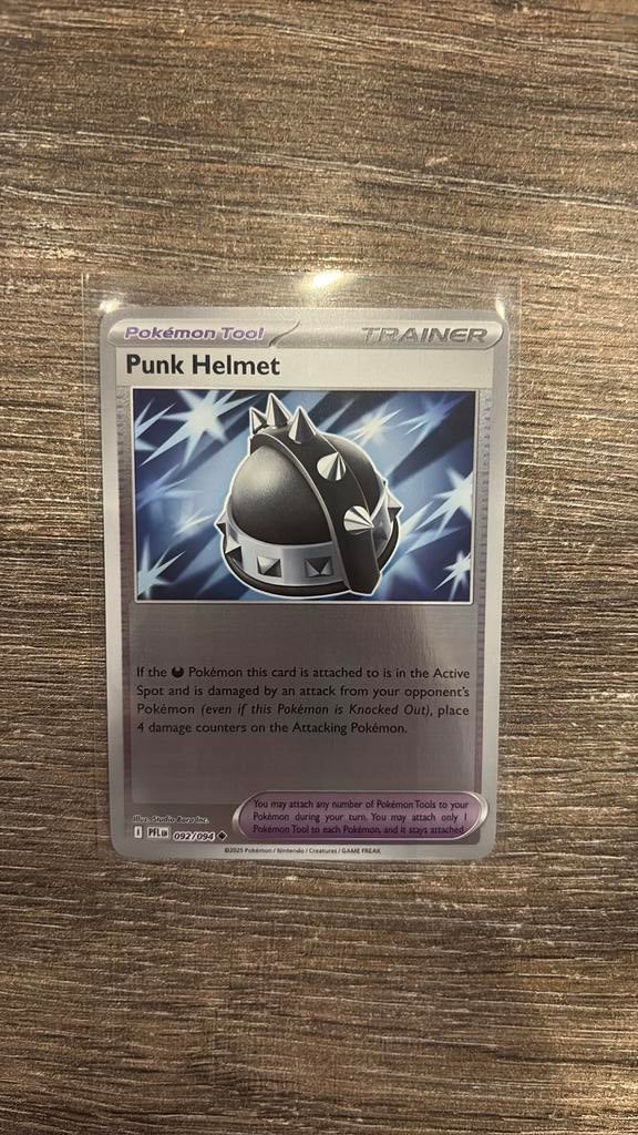 PFL Punk Helmet 092/094 Reverse holo, Ophalen of Verzenden, Zo goed als nieuw