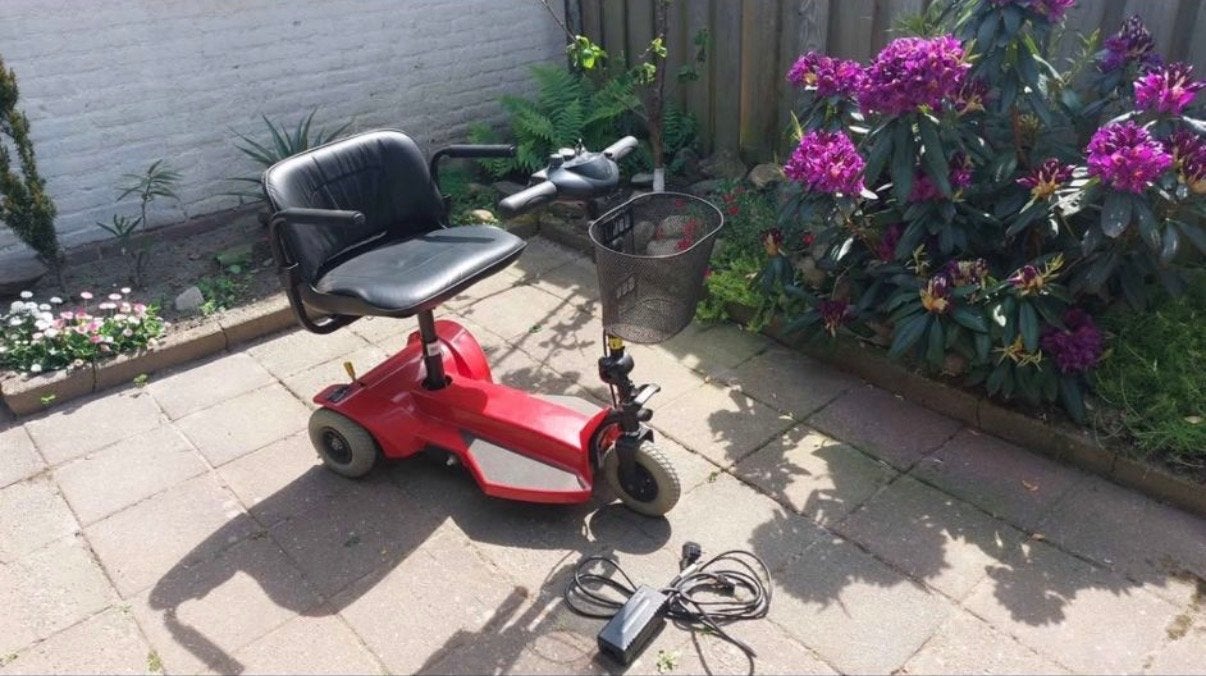 Opvouwbare scootmobiel, Diversen, Ophalen