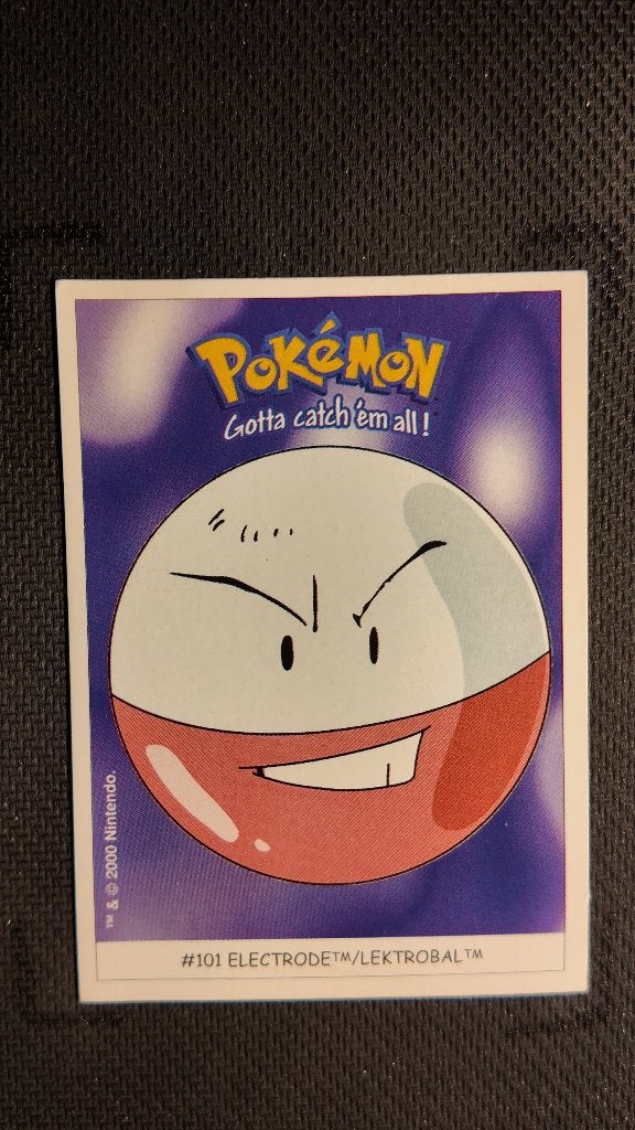 electrode 101 dunkin boomer | Pokemon kaart, Ophalen, Losse kaart