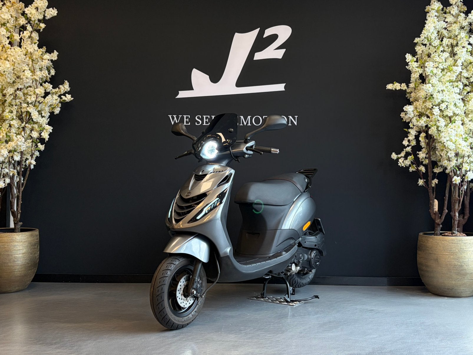 Piaggio Zip | Agaat Grijs | Brom | 2023 | 6579 km | 1 eig, Overige modellen, ., Maximaal 45 km/u, Ophalen of Verzenden