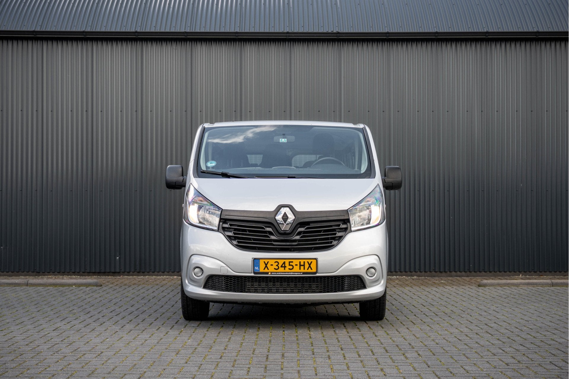 Renault Trafic Passenger *dCi 9-Pers L2H1 | Incl. BPM, BTW v, Voorwielaandrijving, Stof, Gebruikt, 2000 kg