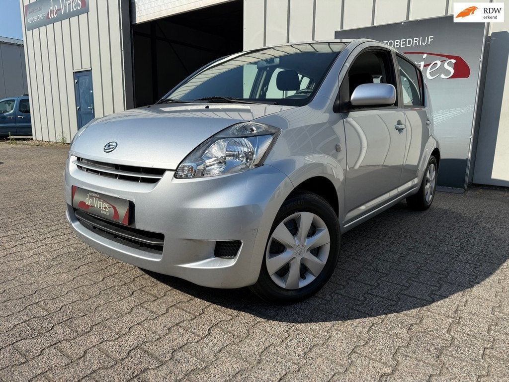 Daihatsu Sirion 2 1.0-12V Premium / NAP /, Auto's, Daihatsu, Voorwielaandrijving, Gebruikt, Bedrijf, Handgeschakeld
