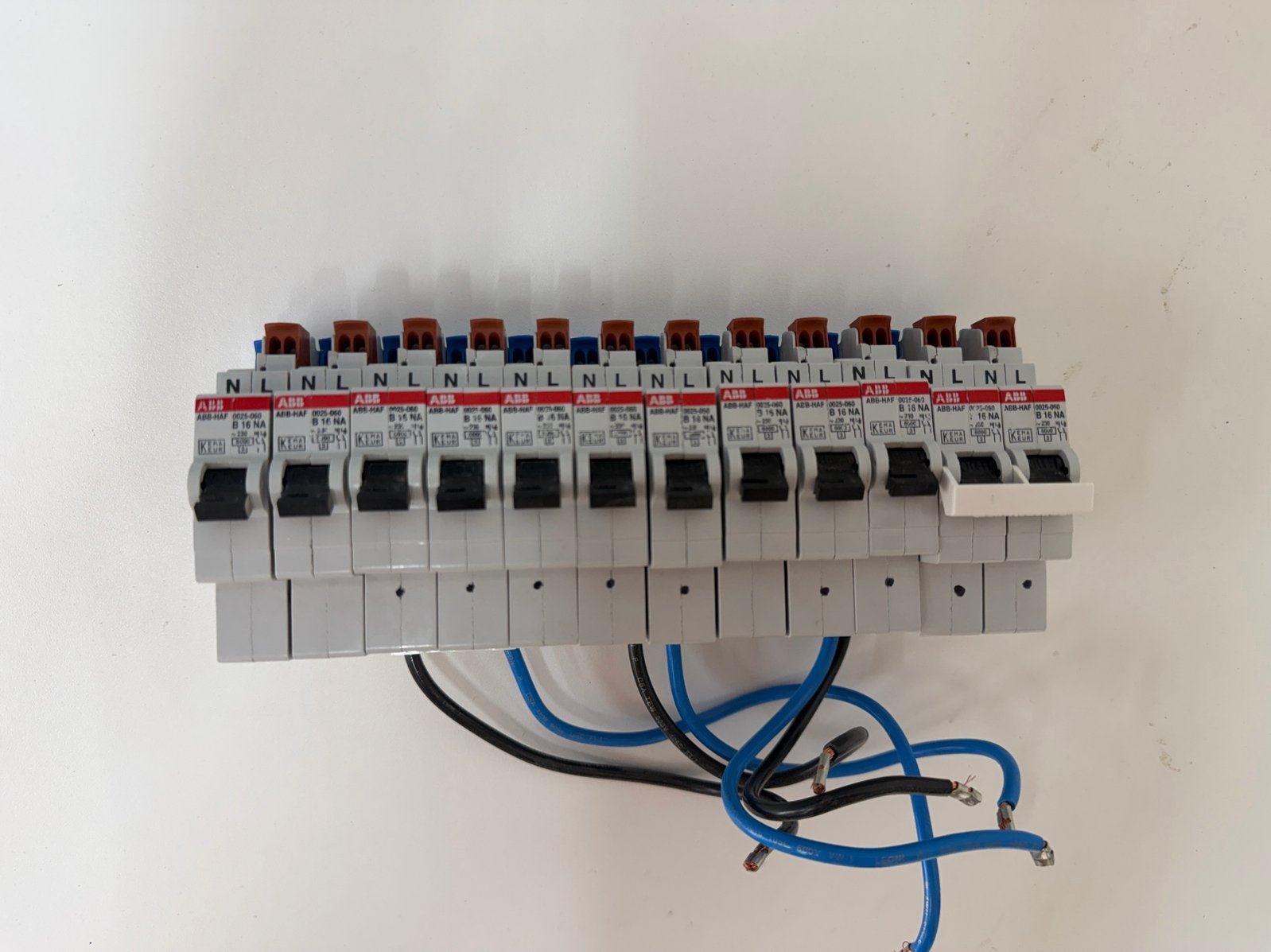 ABB Hafonorm: 10xB16A, 1xB16A kookgroep + busbar (Gebruikt), Ophalen of Verzenden, Gebruikt, ABB, Installatieautomaat