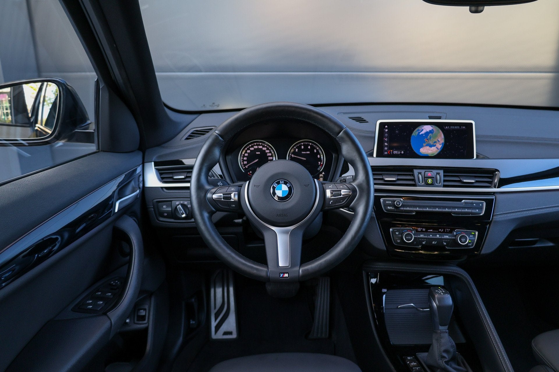 Foto 25 van BMW X1 xDrive25e eDrive Edition | M-SPORT | LEDER | LED | ST