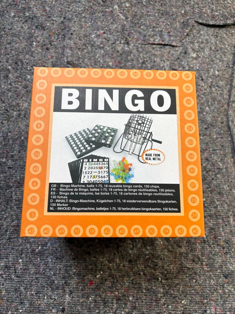 Bingo Spel met Bingomachine, kaarten en fiches, Vijf spelers of meer, Ophalen of Verzenden, Gebruikt