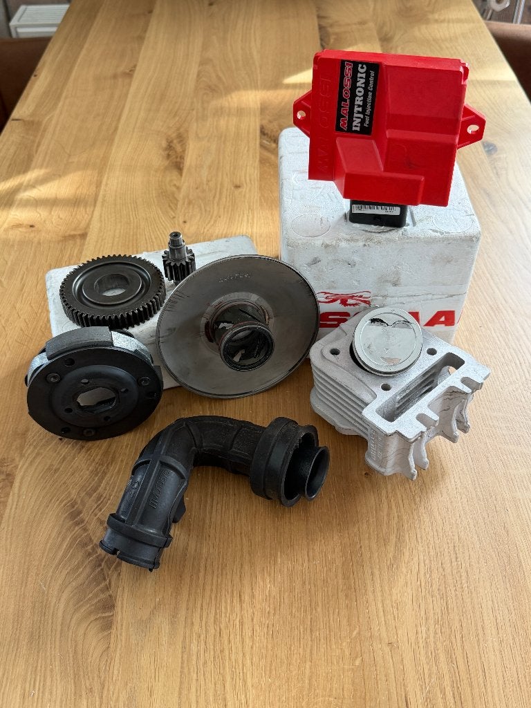Vespa/Piaggio 80cc Malossi pakket, Ophalen of Verzenden, Zo goed als nieuw, Cilinder, Malossi