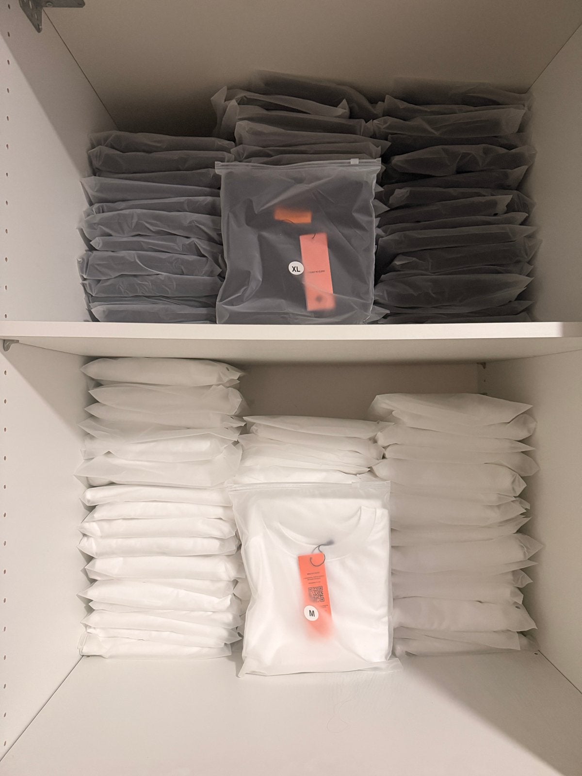 OVERNAME: Restpartij T-shirts BLANCO | 109 stuks | NIEUW, Kleding | Heren, Ophalen, Nieuw, Overige maten, Zwart