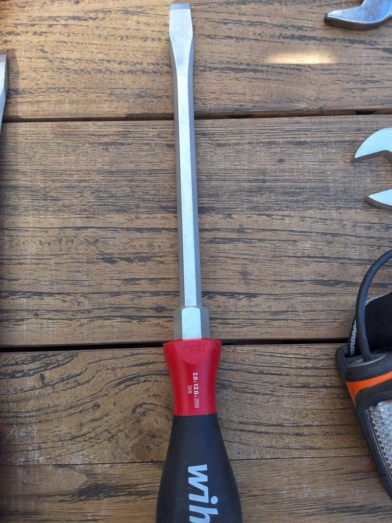 Wiha schroevendraaier ergonomische handgreep 2.0x12.0x200, Doe-het-zelf en Verbouw, Gereedschap | Handgereedschap, Ophalen of Verzenden