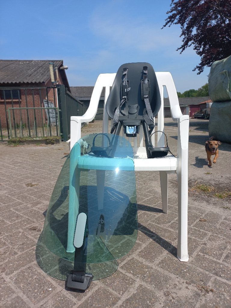 Zgan URBAN IKI fietsstoel met windscherm, Ophalen, Voetsteuntjes, 0 t/m 18 kg, Voorzitje