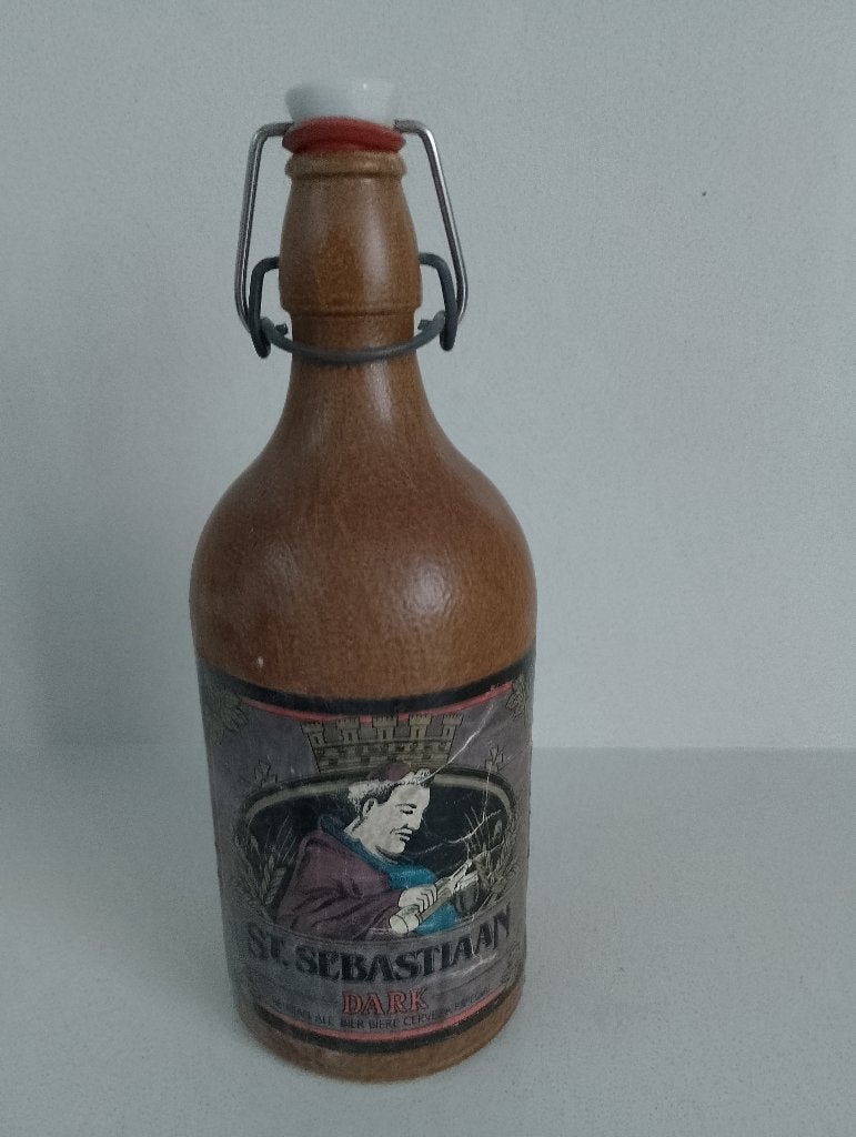 St. Sebastiaan Dark : stenen fles voor bier, Ophalen, Gebruikt, Flesje(s), Overige merken
