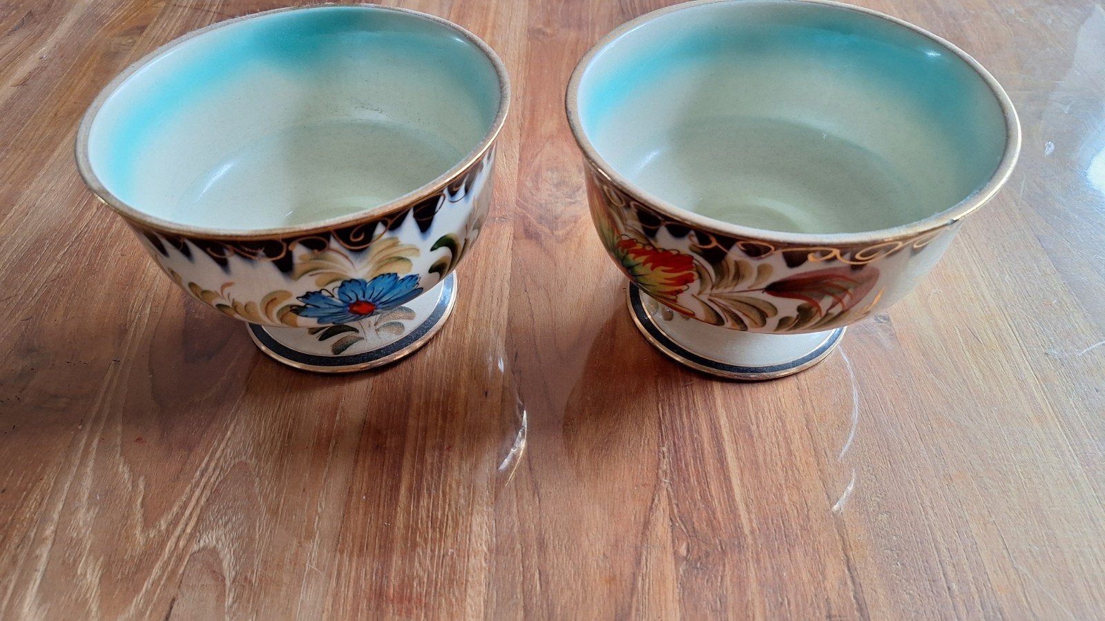 2 antieke kommen, Ophalen of Verzenden