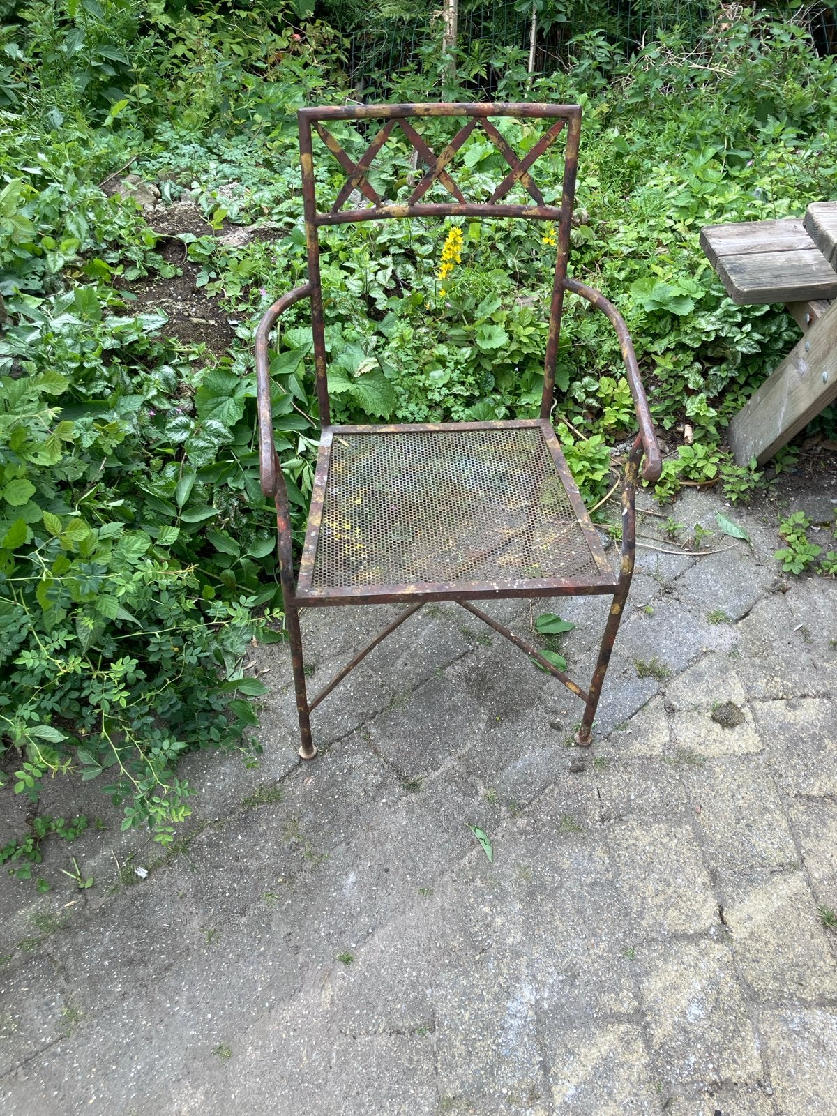 Vintage metal tuinstoel - roestige charme, Ophalen, Gebruikt, Metaal
