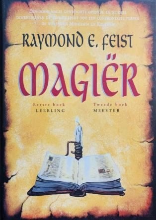 Raymond E Feist - Magier, Ophalen of Verzenden, Gelezen