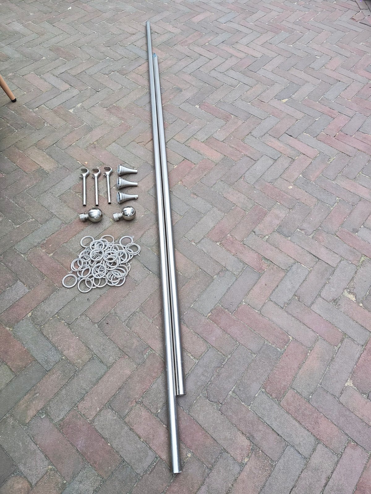 Gordijnroede RVS-look 420 cm met ringen en beugels, Ophalen, In te korten, Gebruikt, Metaal