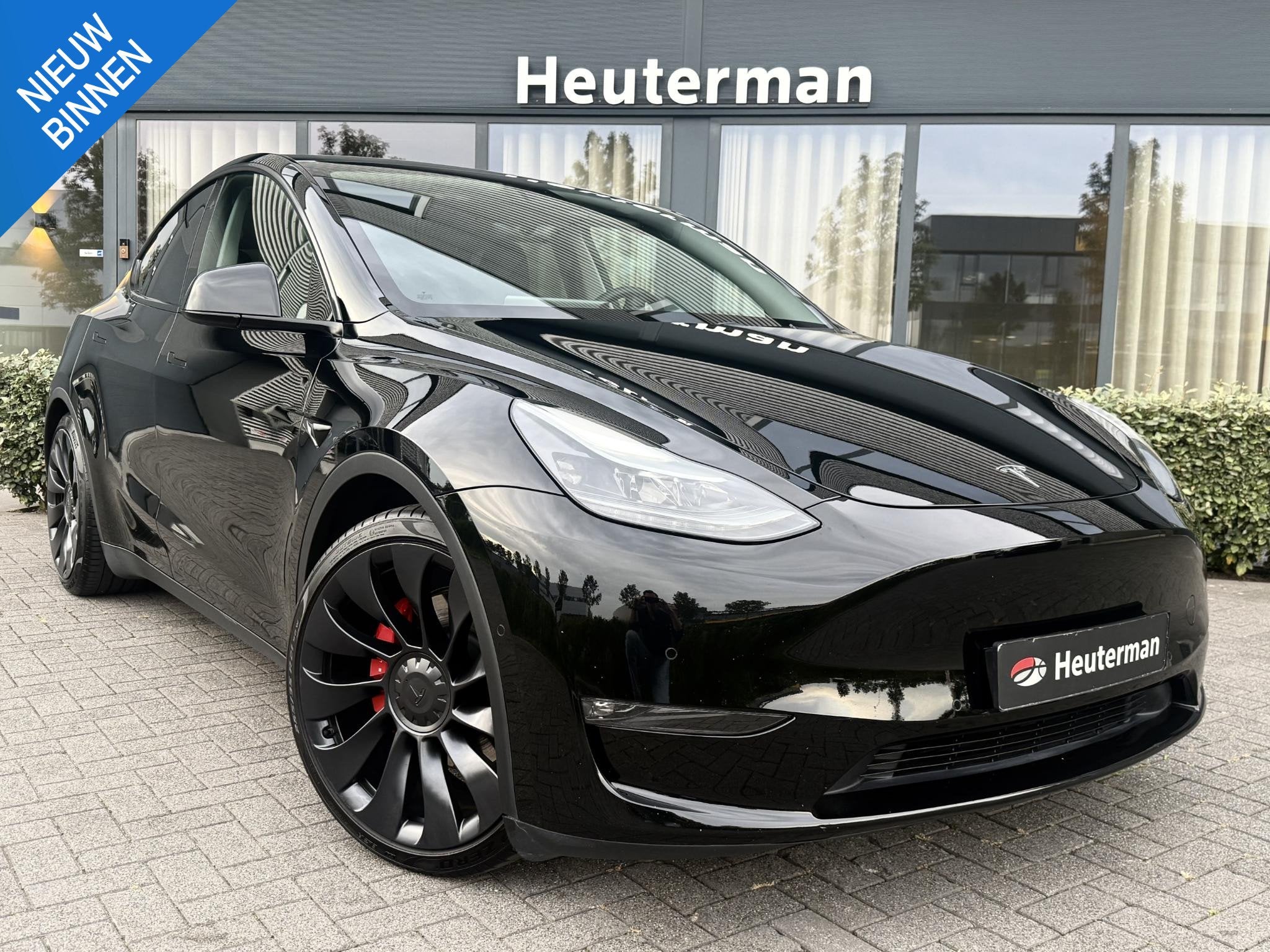 Foto 2 van Tesla Model Y Performance AWD/Pano/Autopilot