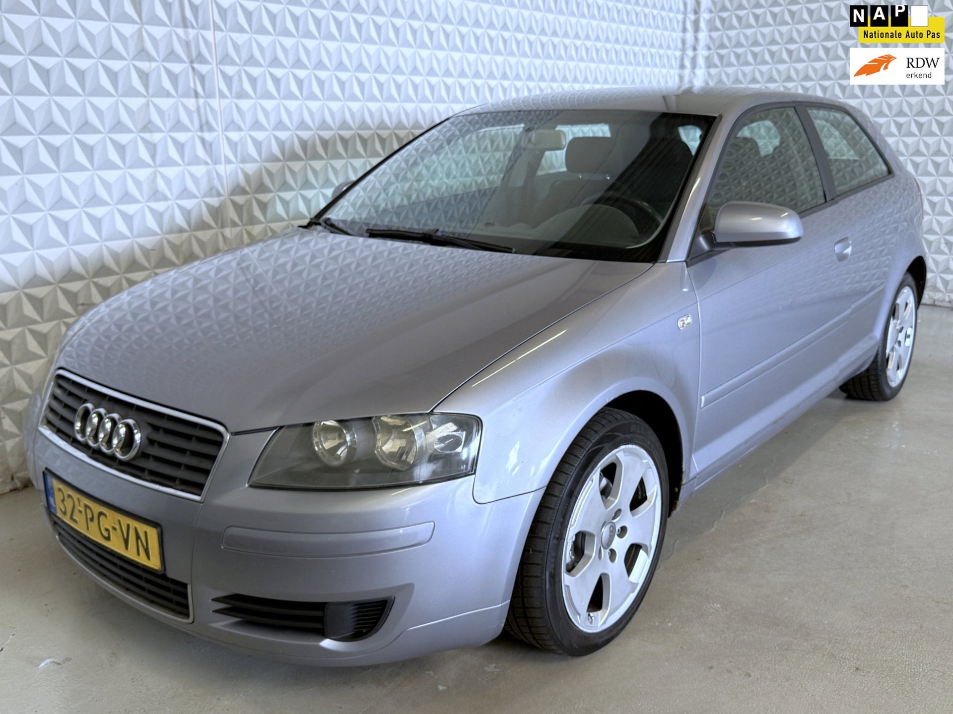 Audi A3 1.9 TDI 77KW Attraction Clima Cruise Sportvelgen(200, Auto's, Voorwielaandrijving, Gebruikt, 680 kg, 4 cilinders