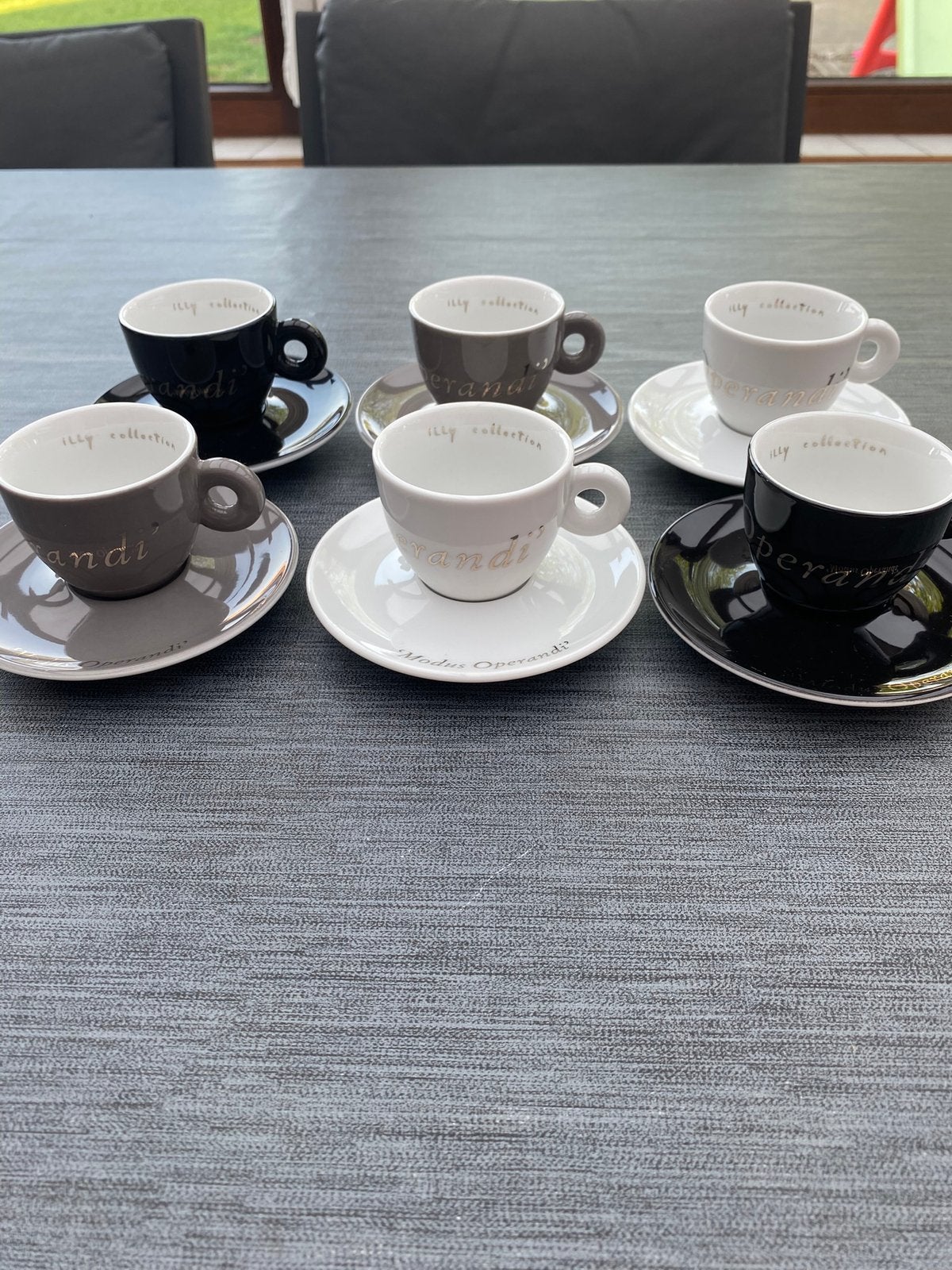 Illy collection 2000 joseph Kosuth, Ophalen of Verzenden, Porselein, Overige stijlen, Kop(pen) en/of Schotel(s)
