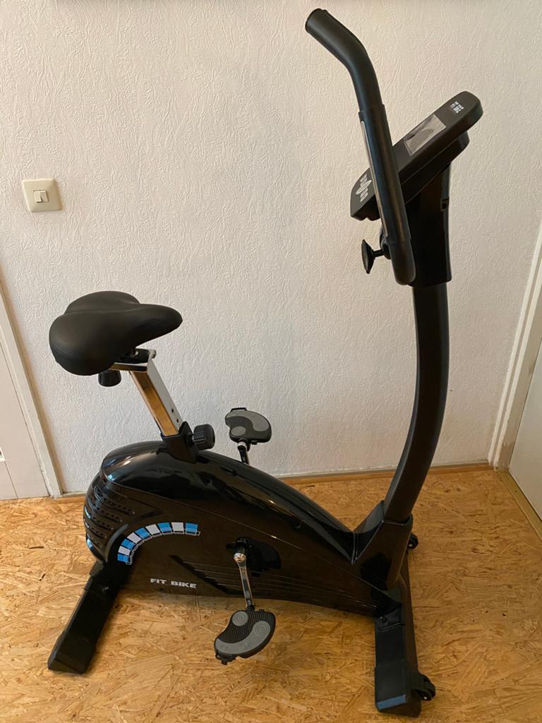 Hometrainer FitBike Ride 5 zwart verstelbaar en instelbaar, Sport en Fitness, Ophalen, Zo goed als nieuw, Kunststof, Hometrainer
