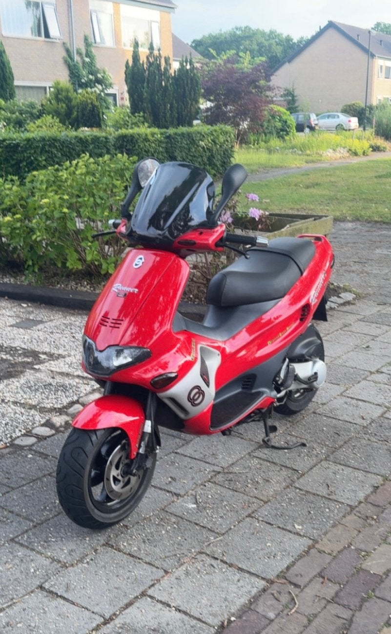 Runner in onderdelen te koop, Fietsen en Brommers, Ophalen of Verzenden, Zo goed als nieuw, Benzine, Overige modellen