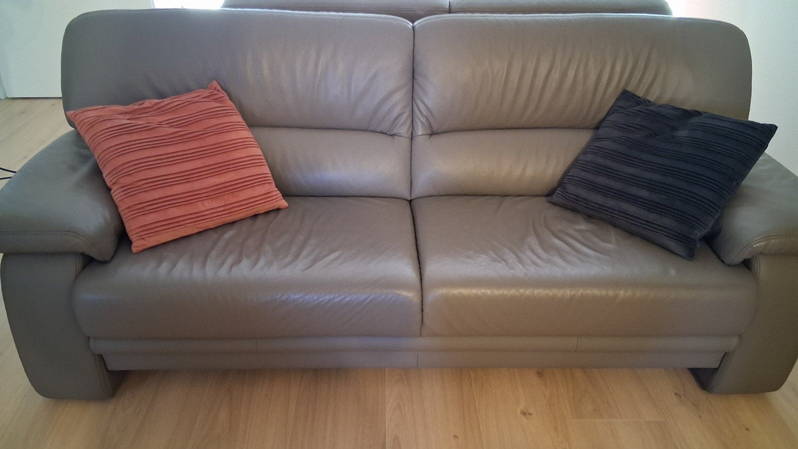 Mooie leren 2.5 zits bank kleur Canyon, Ophalen, Overige maten, Zo goed als nieuw, 200 tot 250 cm