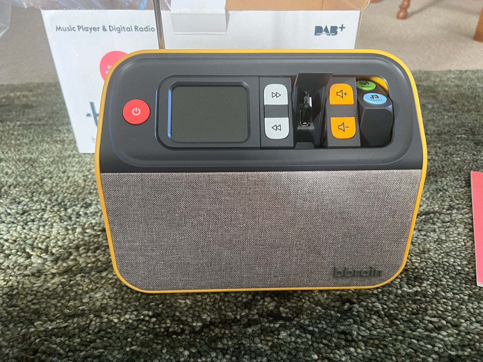 Bbrain Music Player & Digitale Radio DAB+ geel - als nieuw, Audio, Tv en Foto, Radio's, Zo goed als nieuw, Radio, Ophalen of Verzenden