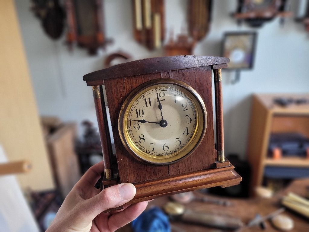 antieke houten mantelklok (tafelklok), Antiek en Kunst, Ophalen of Verzenden
