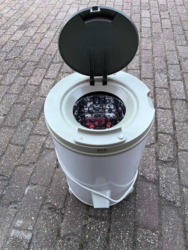 AEG centrifuge, Witgoed en Apparatuur, Wasdrogers, Ophalen, Aeg, Minder dan 85 cm, Minder dan 4 kg