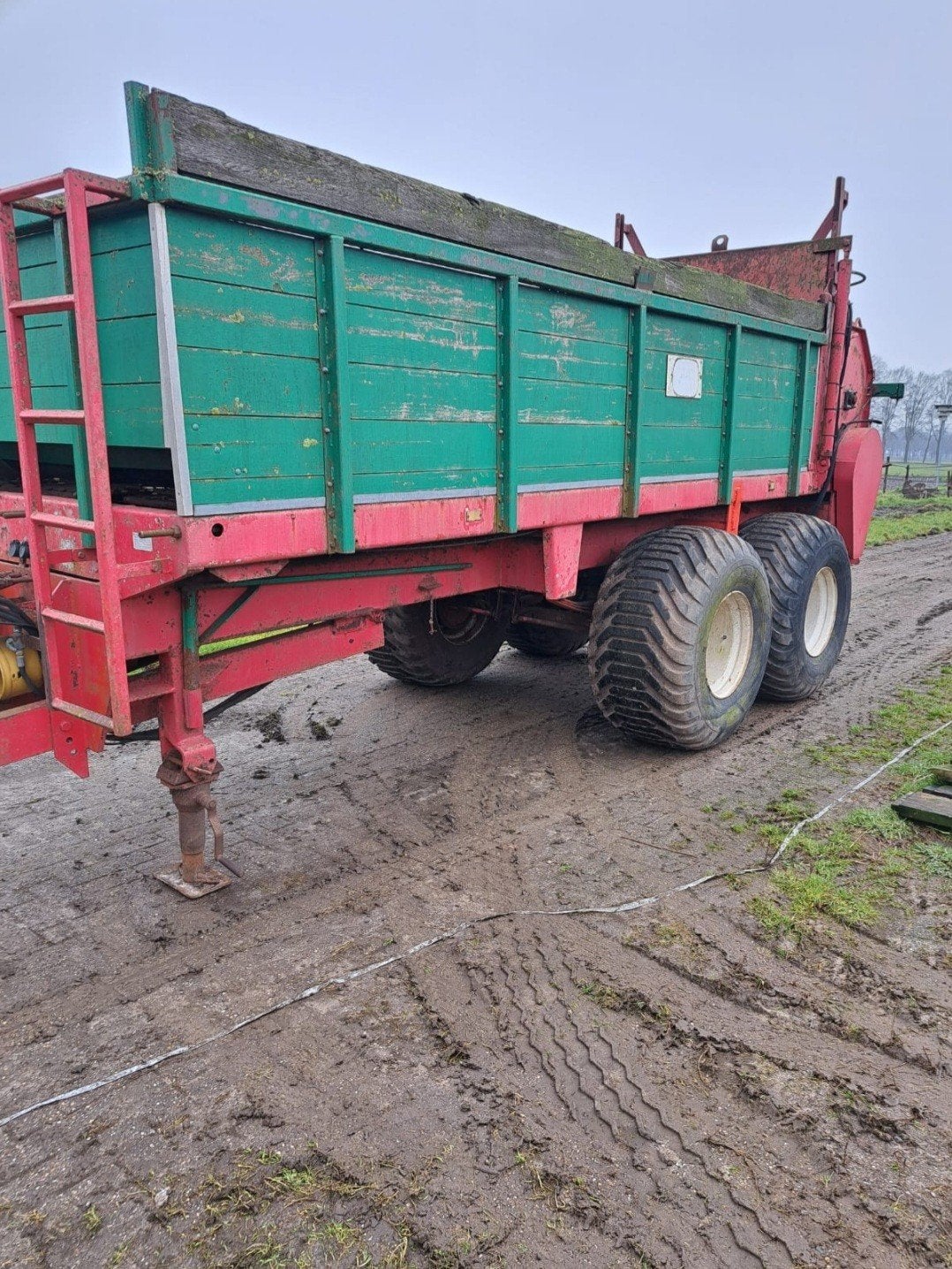 Tebbe Meststrooier, Ophalen, Transport