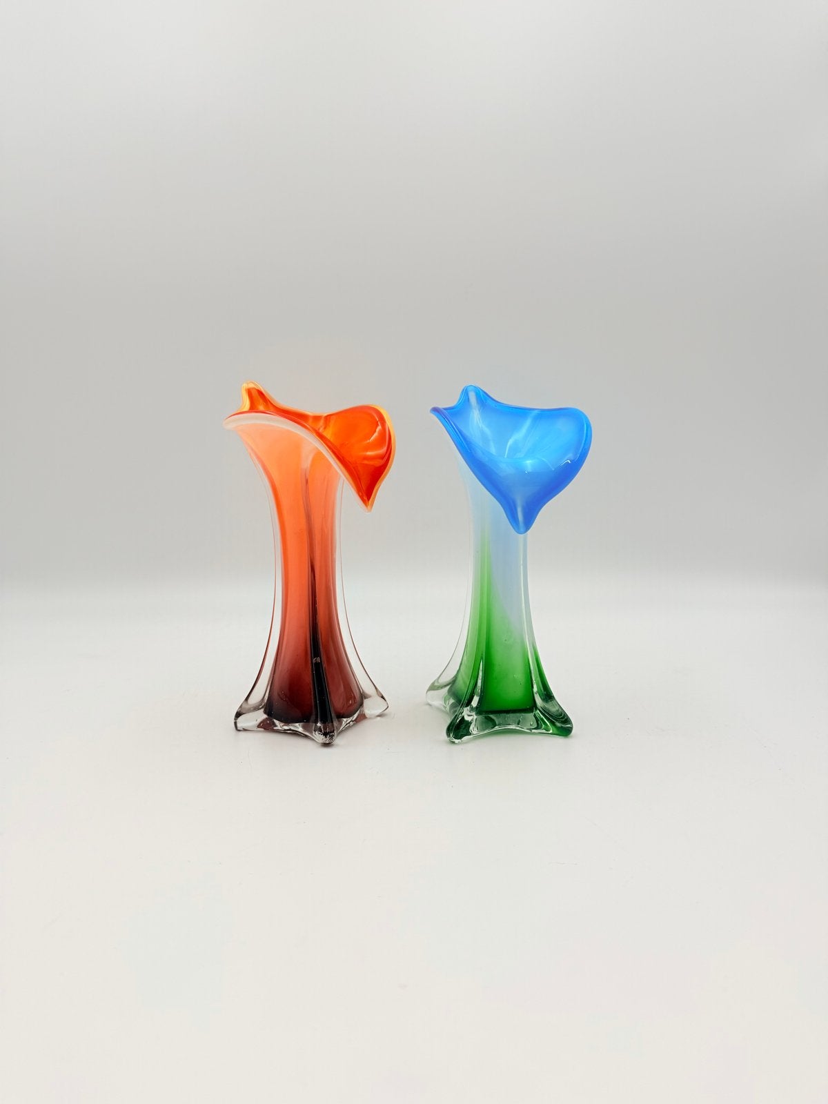 Set van 2 Murano bloemenvaasjes, 19cm hoog, Ophalen of Verzenden