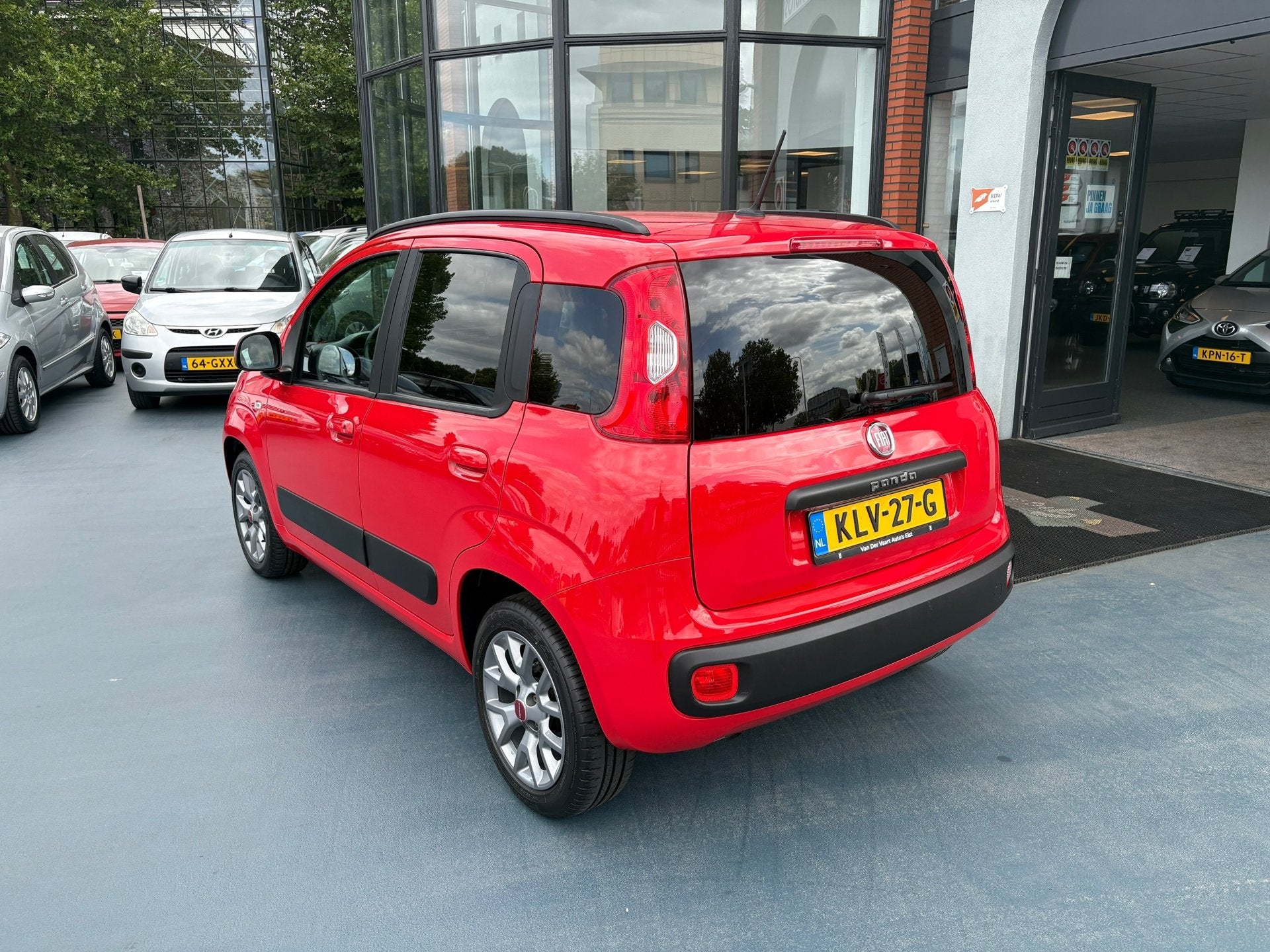 Fiat PANDA 1.2 LOUNGE AIRCO HOGE INSTAP, Auto's, Voorwielaandrijving, Gebruikt, 4 stoelen, Bedrijf