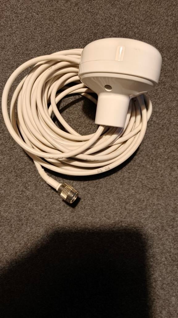 Em-trak B100 GPS antenne - TNC aansluiting voor AIS, Ophalen of Verzenden, Gps of Kompas