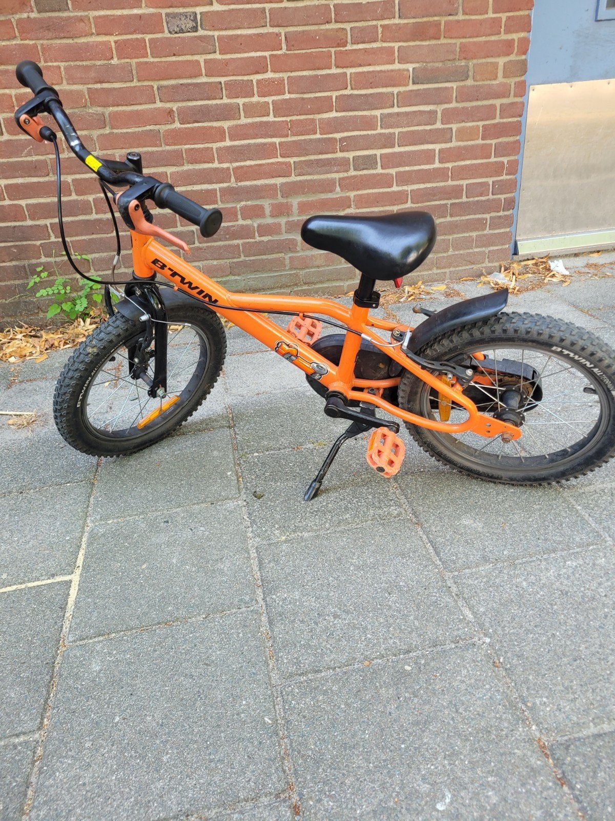 B'Twin kinderfiets 16 inch - Oranje, Ophalen, Velgrem, B'Twin, 16 tot 20 inch