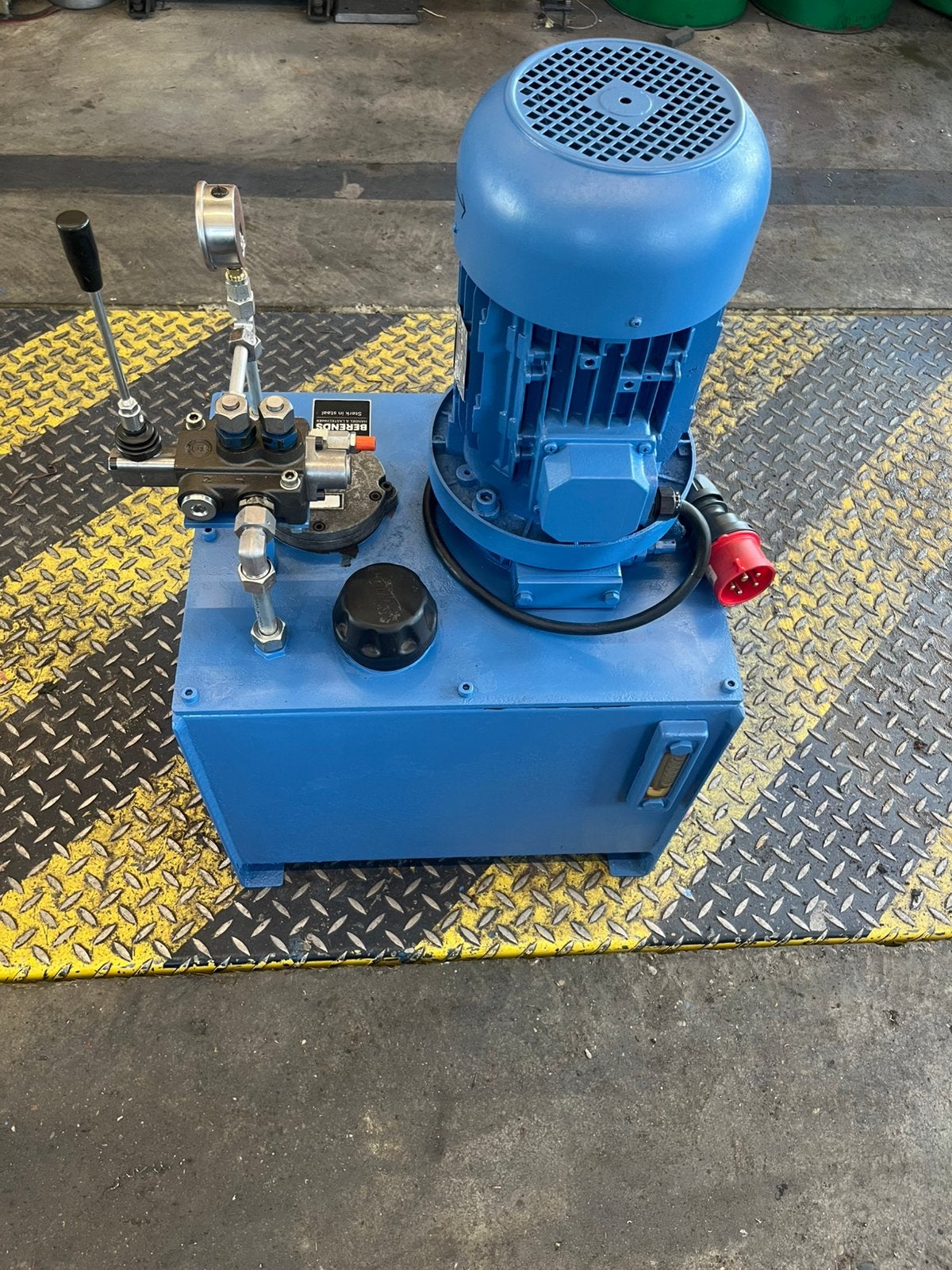 Hydrauliek unit, Ophalen of Verzenden, Gebruikt