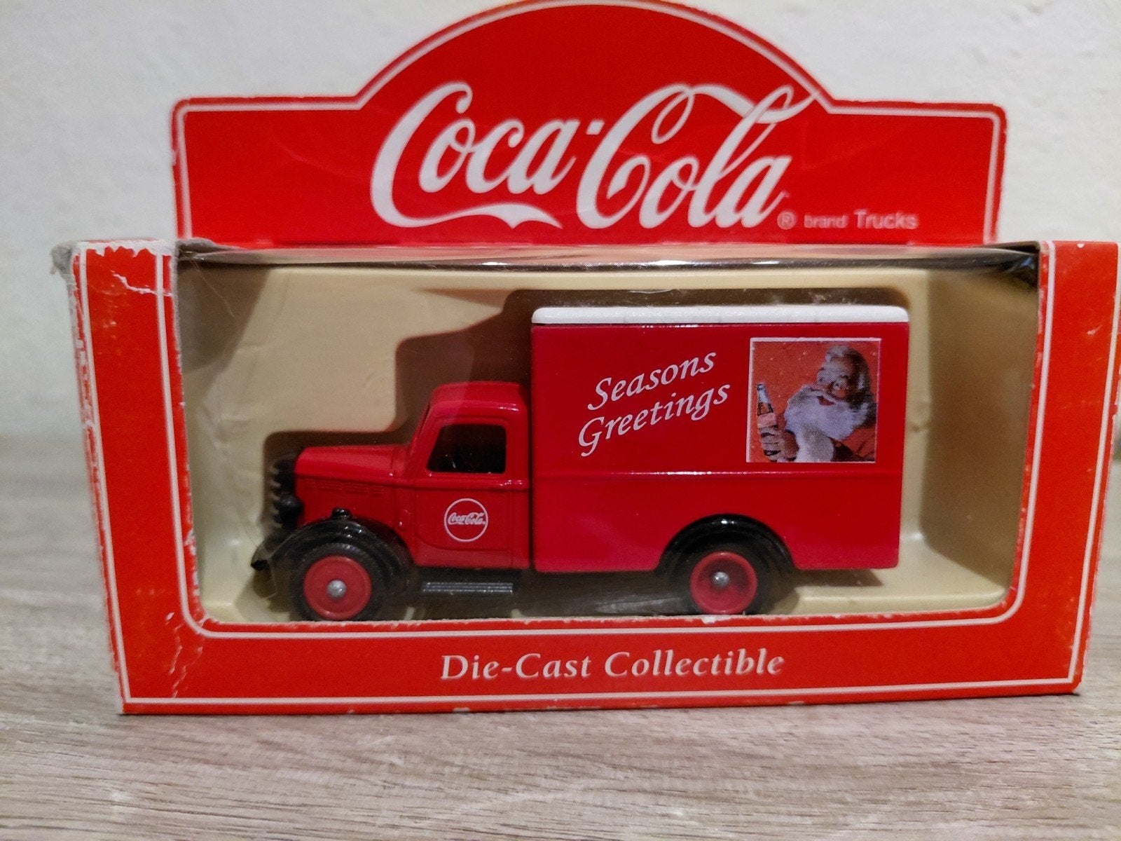 'Coca-Cola' Bedford 30CWT Truck, Hobby en Vrije tijd, Verzenden, Nieuw, Groter dan 1:32, Overige merken