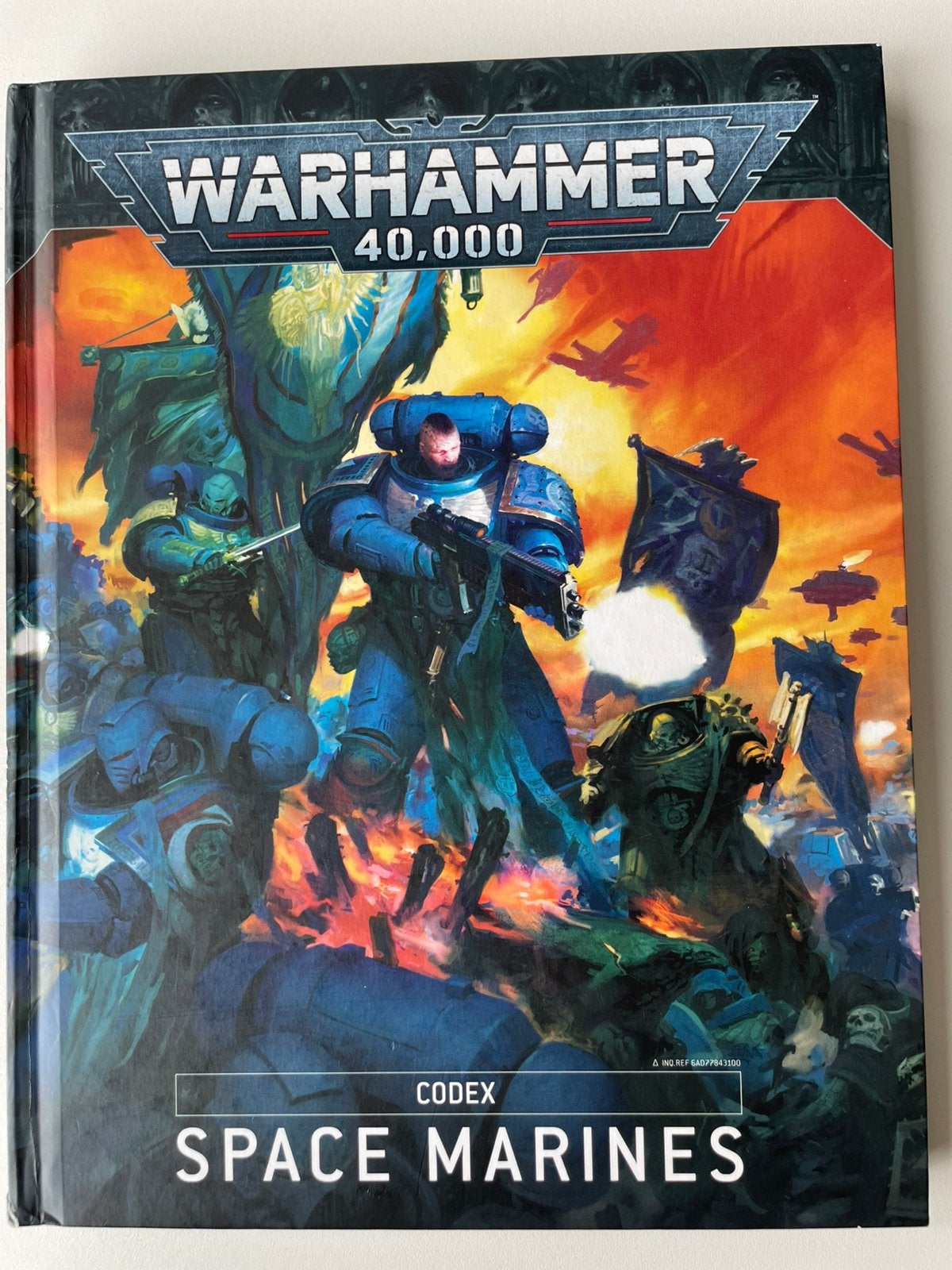 Space Marine Codex 9th edition, Ophalen of Verzenden, Zo goed als nieuw, Warhammer 40000, Boek of Catalogus