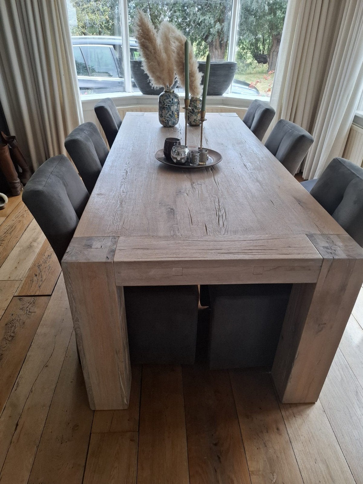 Robuuste eettafel met 6 stoelen en salontafel, Huis en Inrichting, Tafels | Eettafels, Ophalen, Gebruikt, Overige materialen, 100 tot 150 cm