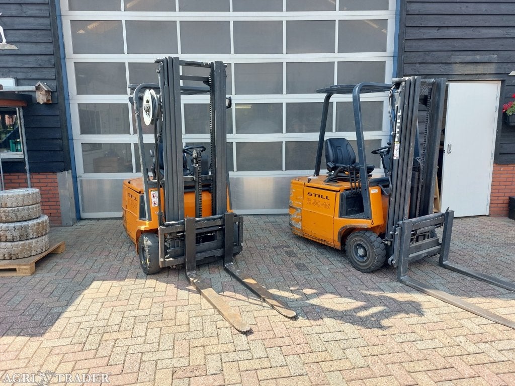 2x still R50-15 triplex sideshift, Niet opgegeven, -, Niet opgegeven