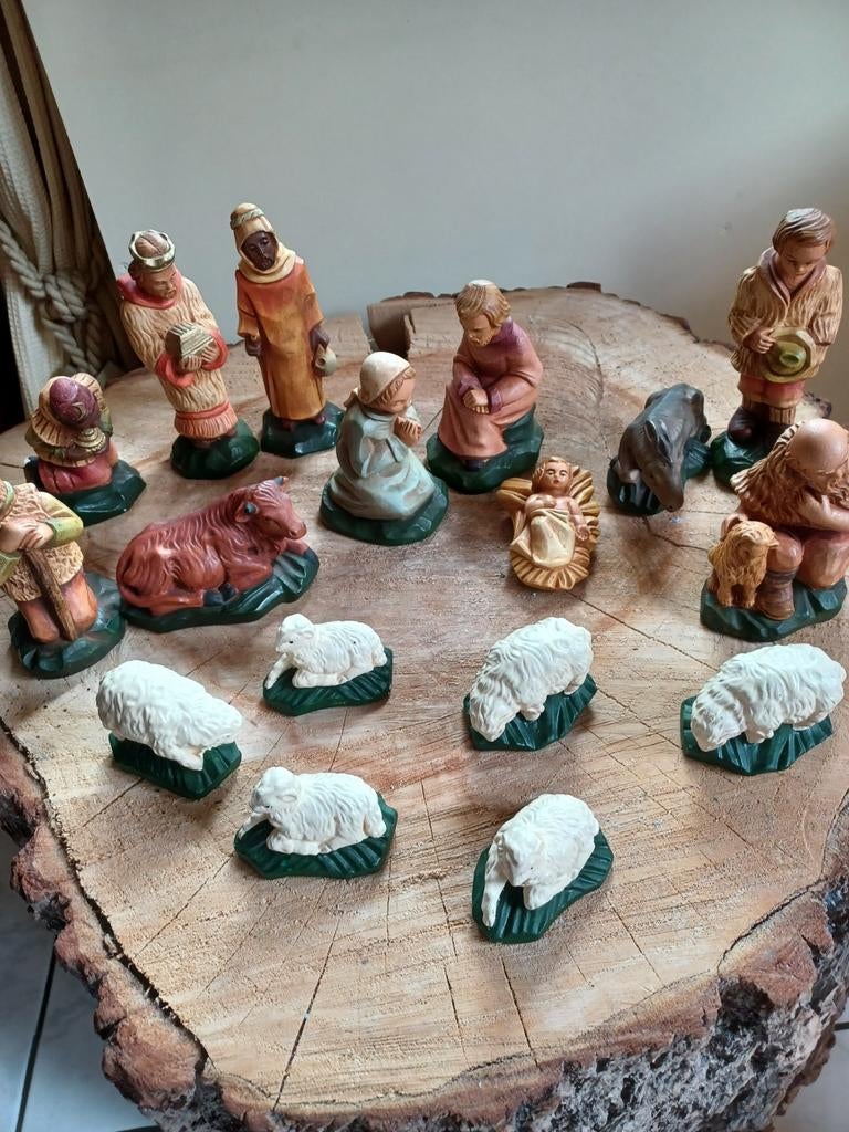 Kerstgroep antiek kerst stal Jezus Maria Jozef  18 delig, Ophalen of Verzenden