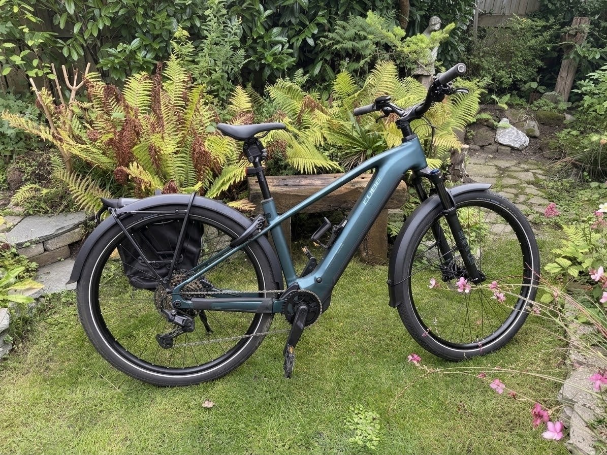 Cube Hybrid Pro 800 E-bike - Zo goed als nieuw, Ophalen, Zo goed als nieuw, 50 km per accu of meer, Cube
