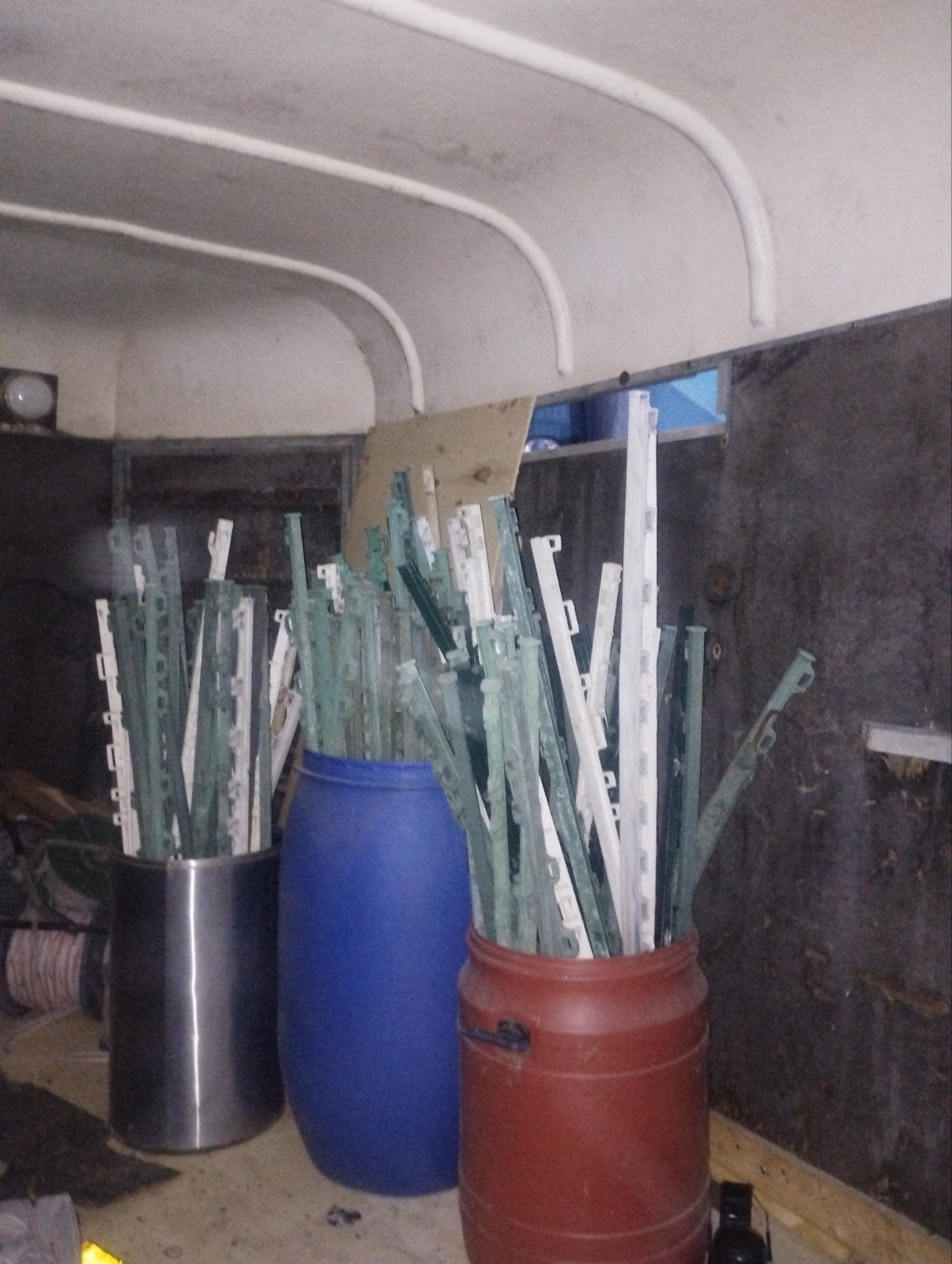 Afrastering paaltjes en schrikdraad voor weide of tuin, Tuin en Terras, Tuinhekken en Hekwerk, Ophalen, Gebruikt, Kunststof, Overige typen