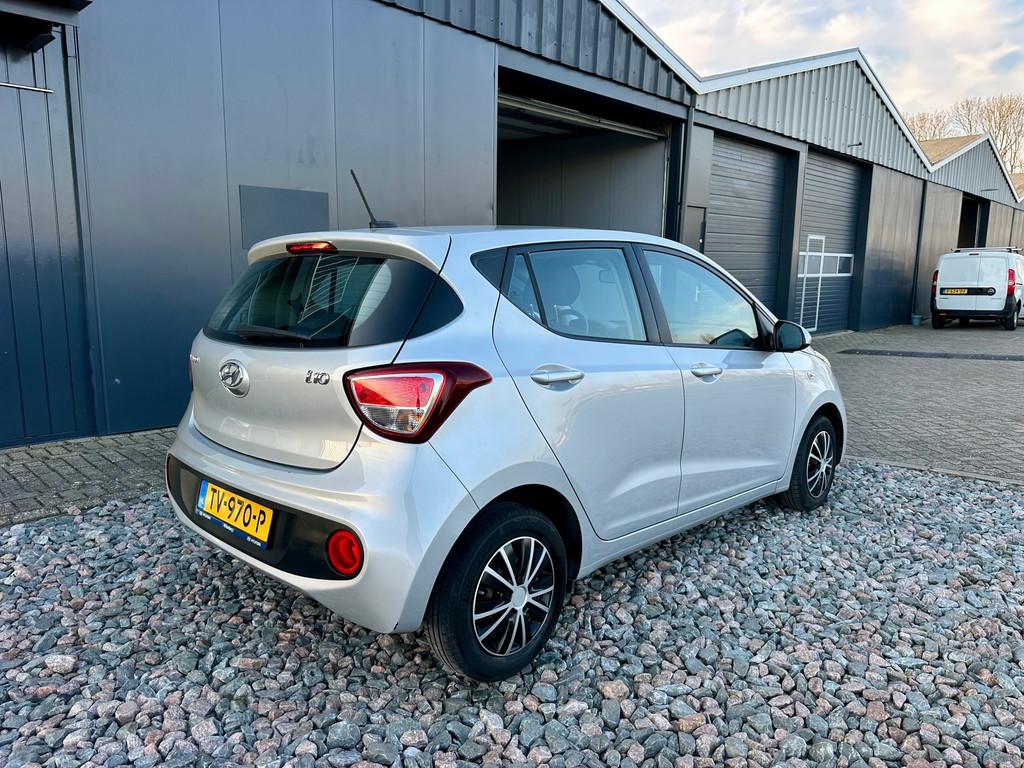 Hyundai I10 1.0i Comfort, Voorwielaandrijving, Gebruikt, 4 stoelen, Origineel Nederlands