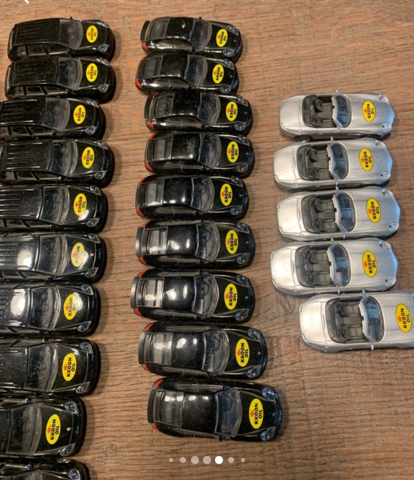 model autotjes  van kroon  oil 1\64 en volkwagen1\72, Hobby en Vrije tijd, Modelauto's | Overige schalen, Ophalen, Zo goed als nieuw